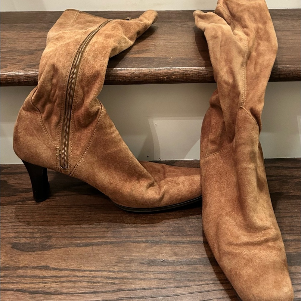 Tan Suede Women's Boots
